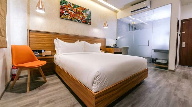 SureStay Plus by BW AC LUXE Angeles City Room