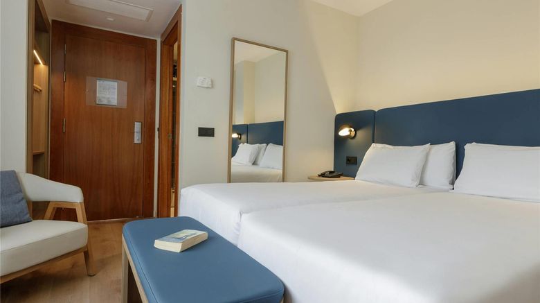 <b>Kalma Sitges Hotel Room</b>. Images powered by <a href="https://iceportal.shijigroup.com/" title="IcePortal" target="_blank">IcePortal</a>.