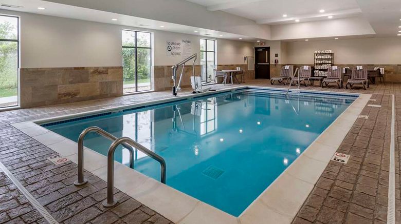 <b>Mainstay Suites Bowling Green Pool</b>. Images powered by <a href="https://iceportal.shijigroup.com/" title="IcePortal" target="_blank">IcePortal</a>.