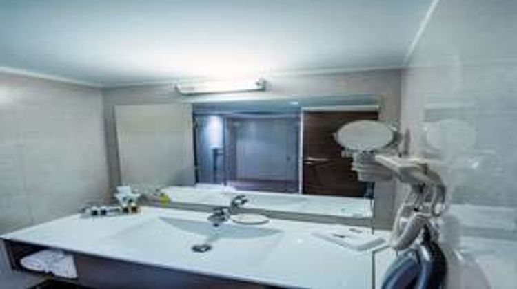 Effotel Hotel by Sayaji Room