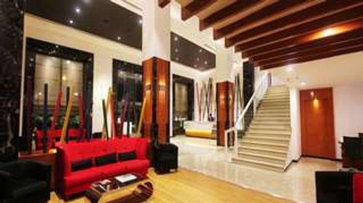 Effotel Hotel by Sayaji Lobby