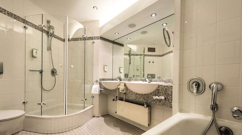 <b>Seminaris Hotel Leipzig Room</b>. Images powered by <a href="https://iceportal.shijigroup.com/" title="IcePortal" target="_blank">IcePortal</a>.