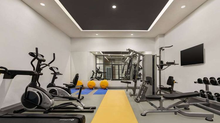 Ramada Encore by Wyndham Basin Express Health