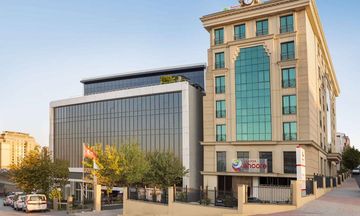 Ramada Encore by Wyndham Basin Express