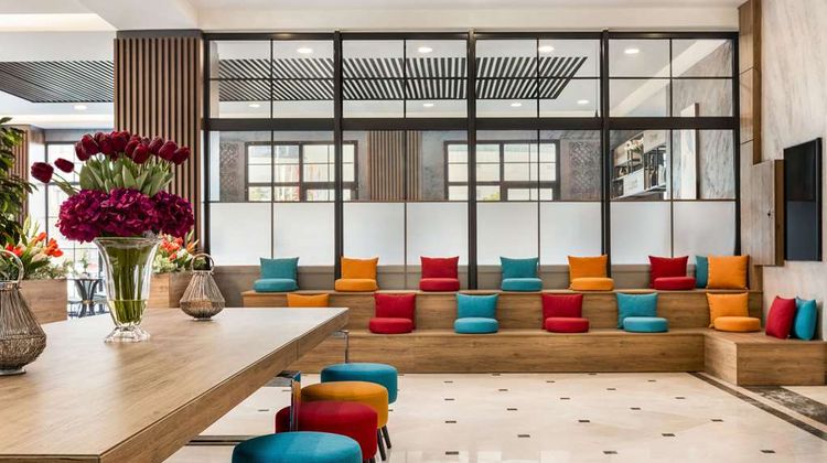 Ramada Encore by Wyndham Basin Express Lobby