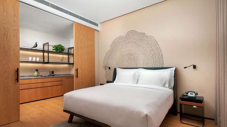 <b>BEI Zhaolong Hotel Suite</b>. Images powered by <a href="https://iceportal.shijigroup.com/" title="IcePortal" target="_blank">IcePortal</a>.