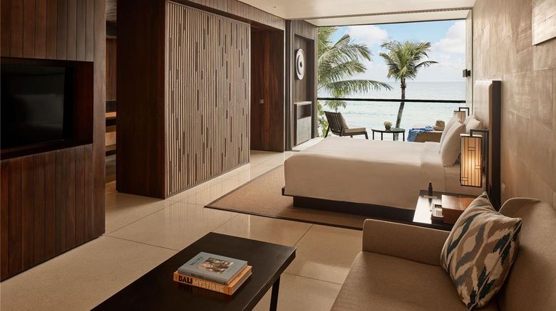 <b>Alila Seminyak Bali Suite</b>. Images powered by <a href="https://iceportal.shijigroup.com/" title="IcePortal" target="_blank">IcePortal</a>.