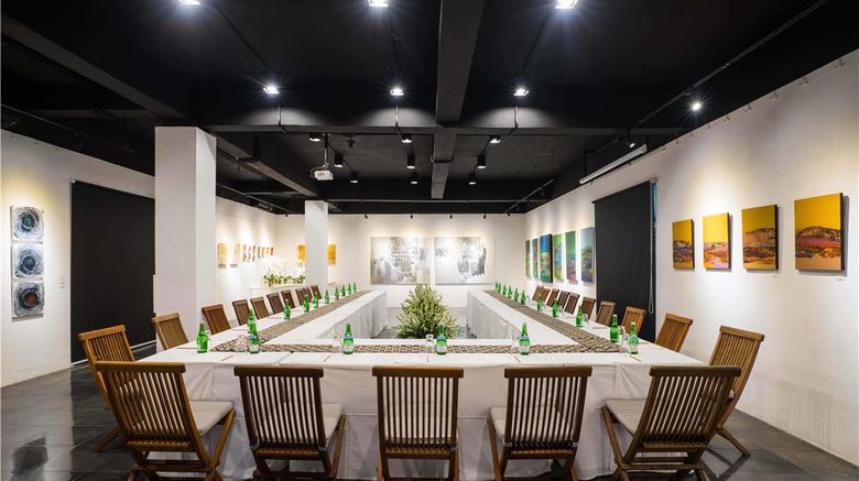 <b>Alila Ubud Meeting</b>. Images powered by <a href="https://iceportal.shijigroup.com/" title="IcePortal" target="_blank">IcePortal</a>.