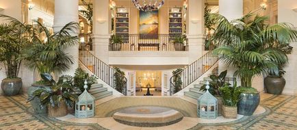 Hotel Casa del Mar Lobby