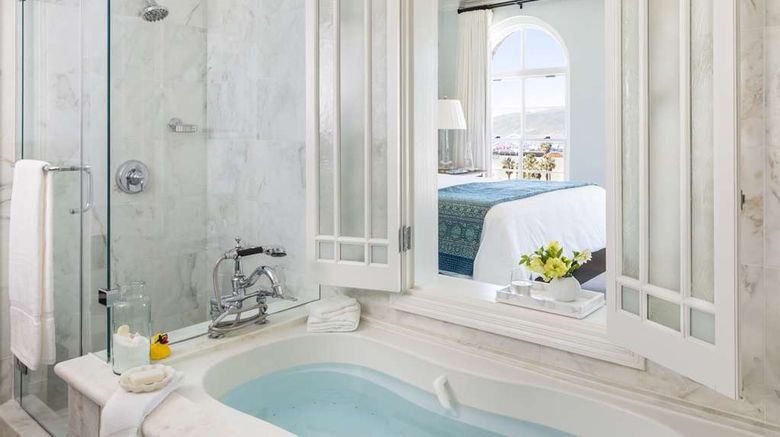 <b>Hotel Casa del Mar Room</b>. Images powered by <a href="https://iceportal.shijigroup.com/" title="IcePortal" target="_blank">IcePortal</a>.