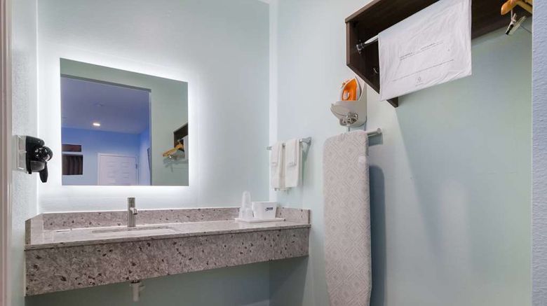 <b>Americas Best Value Inn Aldine Westfield Room</b>. Images powered by <a href="https://iceportal.shijigroup.com/" title="IcePortal" target="_blank">IcePortal</a>.