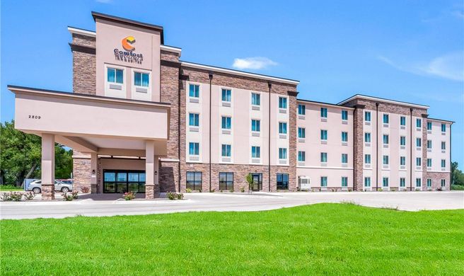 Comfort Inn & Suites North Platte Exterior