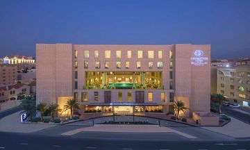 Doubletree by Hilton Doha Al Sadd