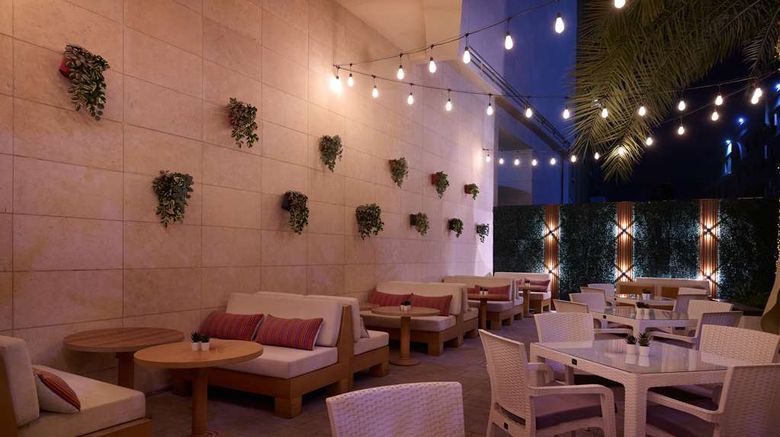 <b>Doubletree by Hilton Doha Al Sadd Restaurant</b>. Images powered by <a href="https://iceportal.shijigroup.com/" title="IcePortal" target="_blank">IcePortal</a>.