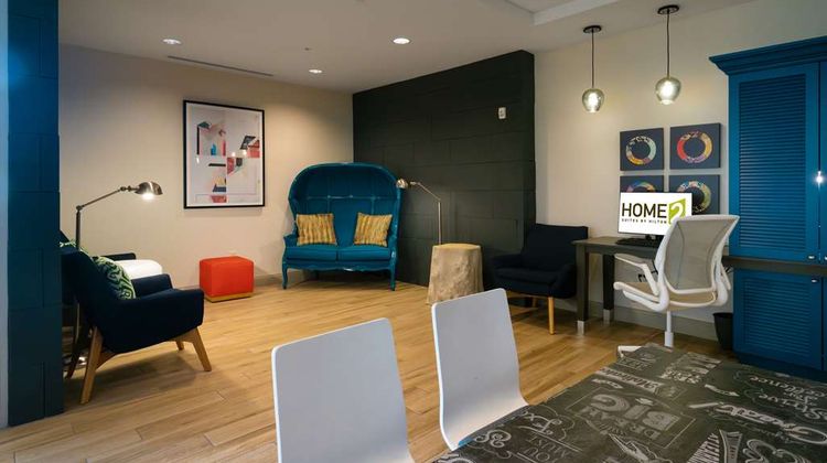 Home2 Suites by Hilton Joplin Lobby