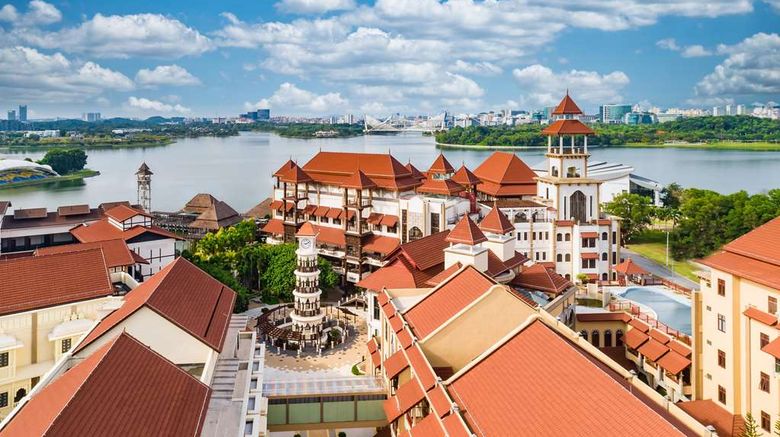 <b>DoubleTree by Hilton Putrajaya Lakeside Exterior</b>. Images powered by <a href="https://iceportal.shijigroup.com/" title="IcePortal" target="_blank">IcePortal</a>.