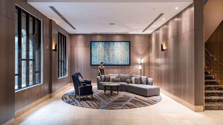 <b>DoubleTree by Hilton Putrajaya Lakeside Lobby</b>. Images powered by <a href="https://iceportal.shijigroup.com/" title="IcePortal" target="_blank">IcePortal</a>.