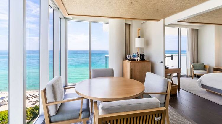 Eden Roc Miami Beach Resort Suite