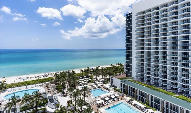 Eden Roc Miami Beach Resort Exterior