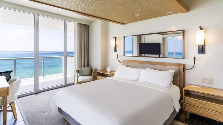 Eden Roc Miami Beach Resort Suite