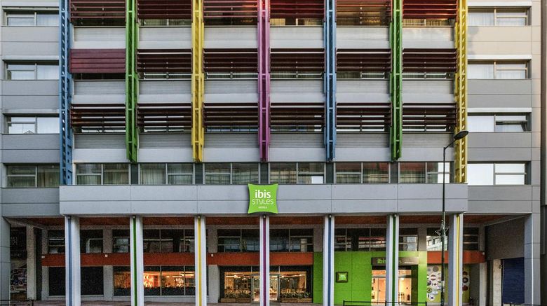 <b>Ibis Styles Athens Routes Exterior</b>. Images powered by <a href="https://iceportal.shijigroup.com/" title="IcePortal" target="_blank">IcePortal</a>.