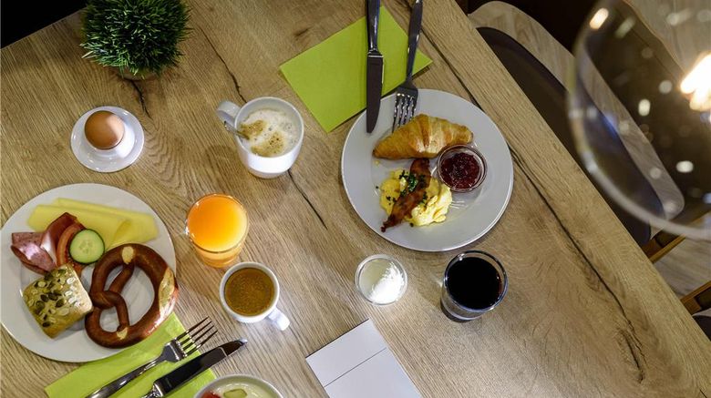 <b>Ibis Styles Aschaffenburg Restaurant</b>. Images powered by <a href="https://iceportal.shijigroup.com/" title="IcePortal" target="_blank">IcePortal</a>.