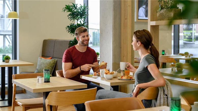 <b>Ibis Styles Aschaffenburg Restaurant</b>. Images powered by <a href="https://iceportal.shijigroup.com/" title="IcePortal" target="_blank">IcePortal</a>.
