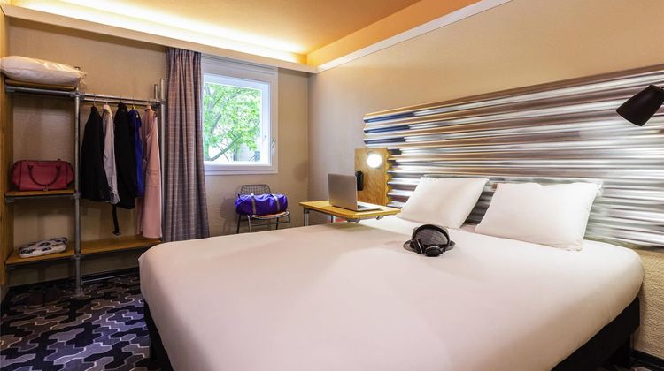 Ibis Styles Bobigny Centre Room