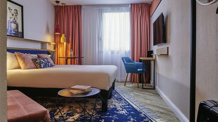 Ibis Styles Gennevilliers Room