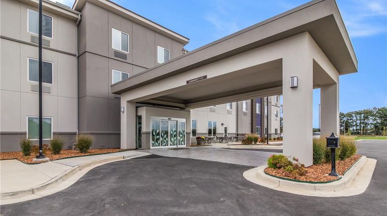 <b>Sleep Inn Exterior</b>. Images powered by <a href="https://iceportal.shijigroup.com/" title="IcePortal" target="_blank">IcePortal</a>.