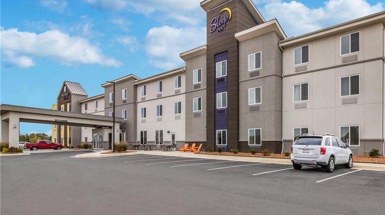 <b>Sleep Inn Exterior</b>. Images powered by <a href="https://iceportal.shijigroup.com/" title="IcePortal" target="_blank">IcePortal</a>.