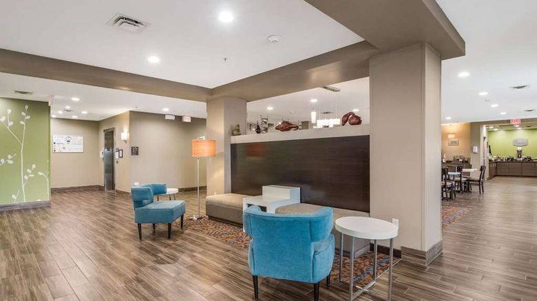 MainStay Suites at Discovery Park of America Lobby. Images powered by <a href="https://iceportal.shijigroup.com" target="_blank" rel="noopener">Ice Portal</a>.