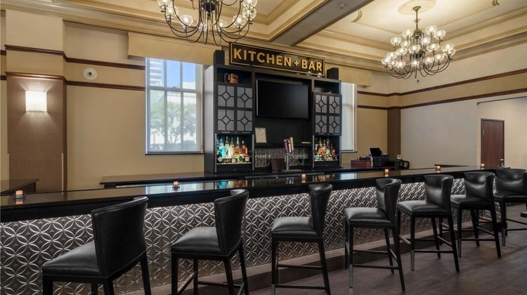 Drury Plaza Hotel New Orleans Restaurant