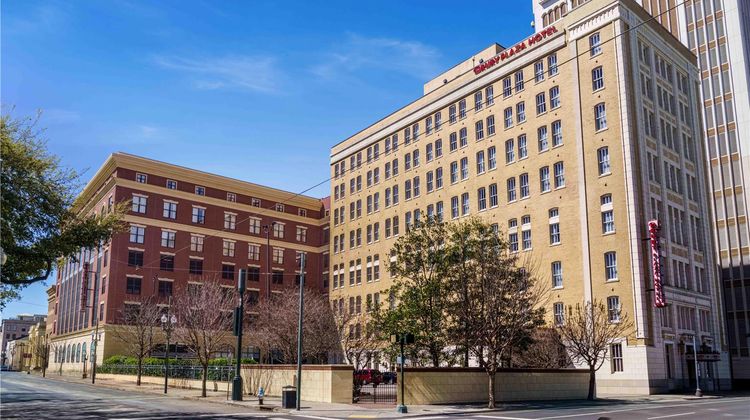 Drury Plaza Hotel New Orleans Exterior