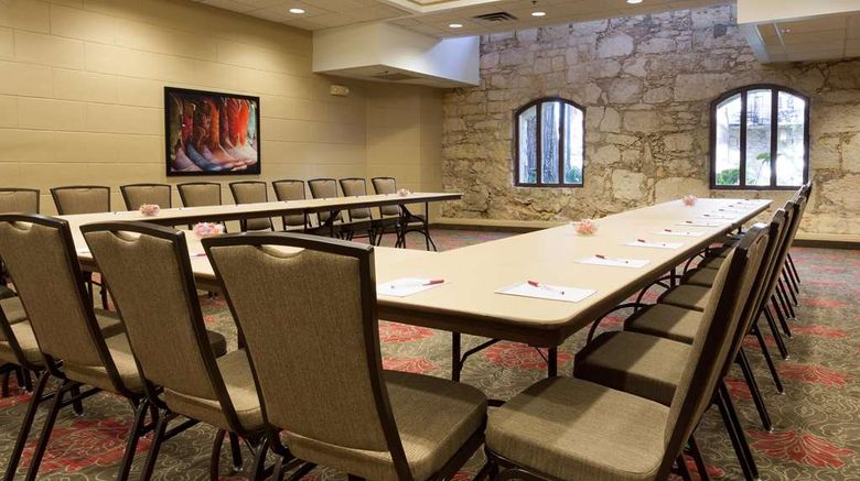 <b>Drury Inn & Suites San Antonio Riverwalk Meeting</b>. Images powered by <a href="https://iceportal.shijigroup.com/" title="IcePortal" target="_blank">IcePortal</a>.