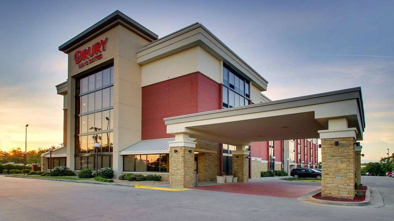 <b>Drury Inn & Suites Greensboro Exterior</b>. Images powered by <a href="https://iceportal.shijigroup.com/" title="IcePortal" target="_blank">IcePortal</a>.