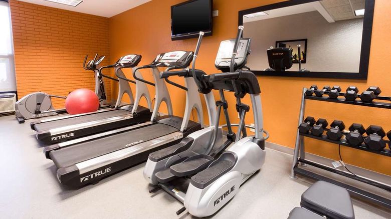 <b>Drury Inn & Suites Greensboro Health</b>. Images powered by <a href="https://iceportal.shijigroup.com/" title="IcePortal" target="_blank">IcePortal</a>.