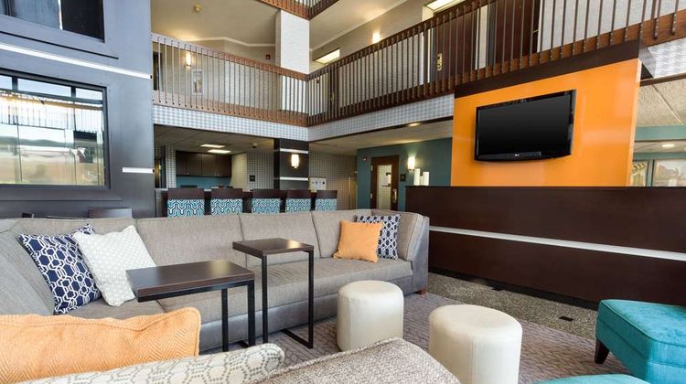 Drury Inn & Suites Greensboro Lobby
