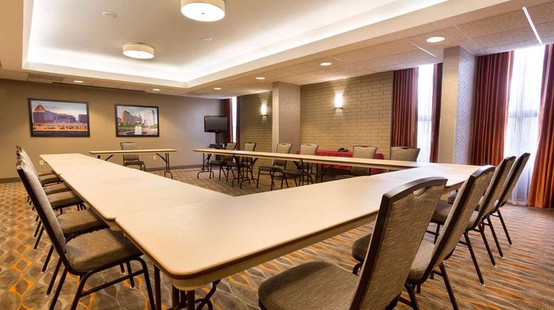 <b>Drury Inn & Suites Greensboro Meeting</b>. Images powered by <a href="https://iceportal.shijigroup.com/" title="IcePortal" target="_blank">IcePortal</a>.