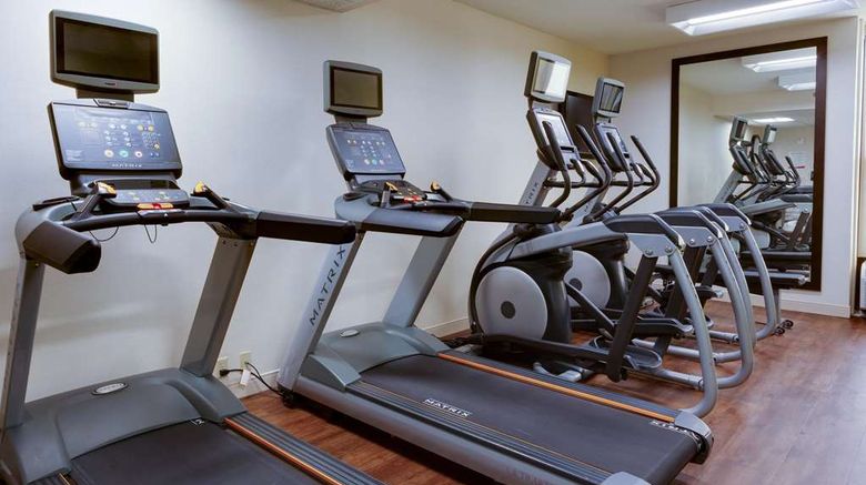 <b>Drury Inn & Suites Denver Tech Center Health</b>. Images powered by <a href="https://iceportal.shijigroup.com/" title="IcePortal" target="_blank">IcePortal</a>.