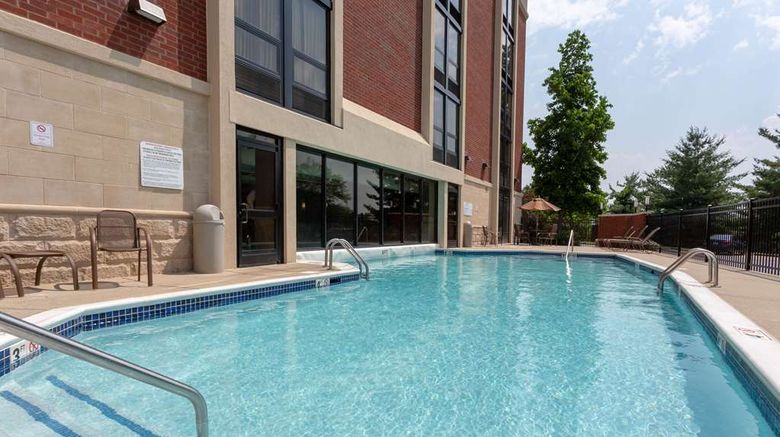 <b>Drury Inn & Suites Nashville Airport Pool</b>. Images powered by <a href="https://iceportal.shijigroup.com/" title="IcePortal" target="_blank">IcePortal</a>.
