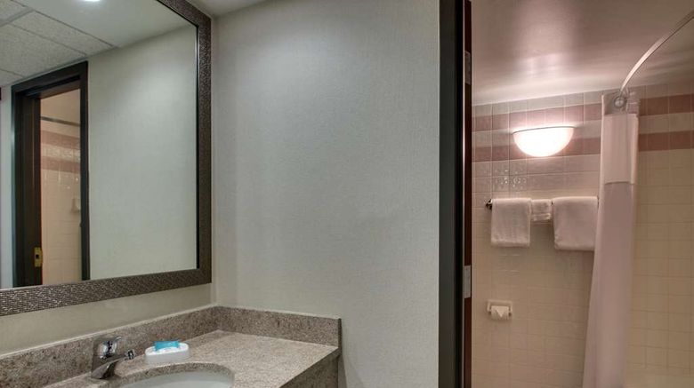 <b>Drury Inn & Suites Evansville East Room</b>. Images powered by <a href="https://iceportal.shijigroup.com/" title="IcePortal" target="_blank">IcePortal</a>.