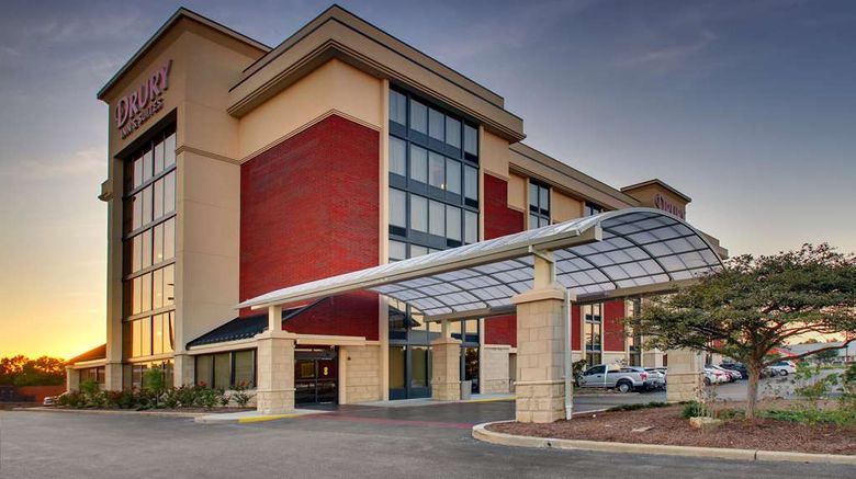 <b>Drury Inn & Suites Evansville East Exterior</b>. Images powered by <a href="https://iceportal.shijigroup.com/" title="IcePortal" target="_blank">IcePortal</a>.
