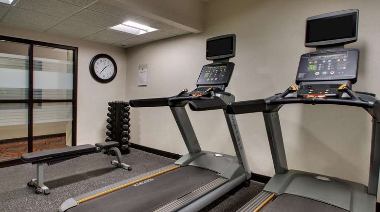 <b>Drury Inn & Suites Evansville East Health</b>. Images powered by <a href="https://iceportal.shijigroup.com/" title="IcePortal" target="_blank">IcePortal</a>.