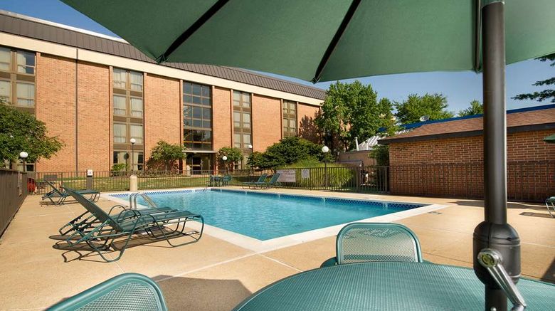 <b>Pear Tree Inn St Louis Airport Pool</b>. Images powered by <a href="https://iceportal.shijigroup.com/" title="IcePortal" target="_blank">IcePortal</a>.