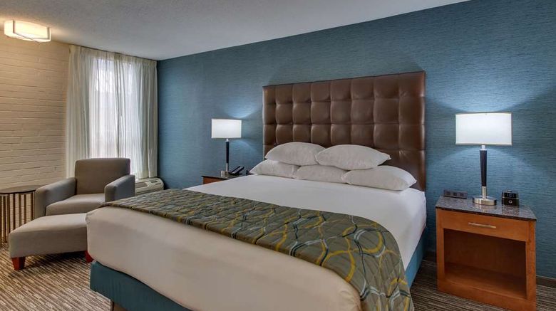 <b>Pear Tree Inn St Louis Airport Room</b>. Images powered by <a href="https://iceportal.shijigroup.com/" title="IcePortal" target="_blank">IcePortal</a>.