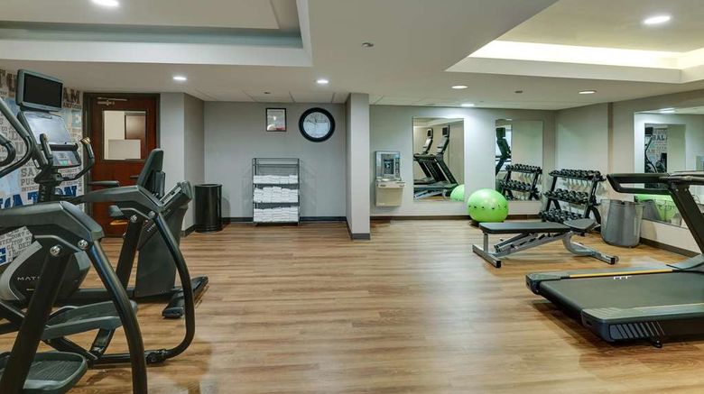 <b>Drury Inn & Suites St Joseph Health</b>. Images powered by <a href="https://iceportal.shijigroup.com/" title="IcePortal" target="_blank">IcePortal</a>.