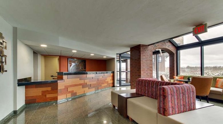 <b>Pear Tree Inn St Louis Arnold Lobby</b>. Images powered by <a href="https://iceportal.shijigroup.com/" title="IcePortal" target="_blank">IcePortal</a>.