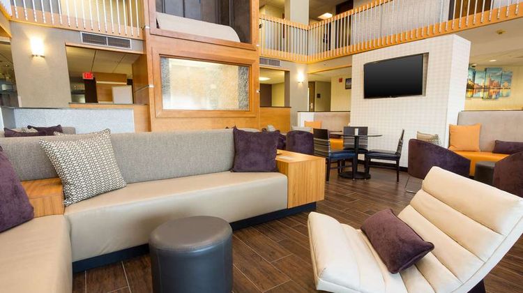 Drury Inn & Suites Austin North Lobby