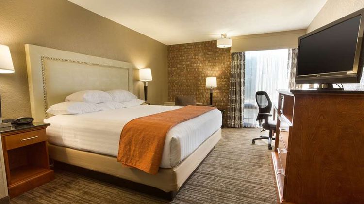 Drury Inn & Suites Austin North Room